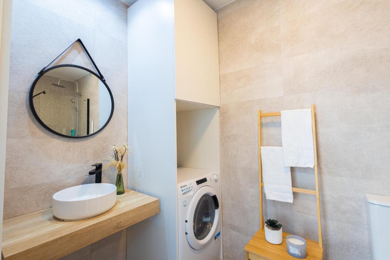 Florit Flats - The Port Avenue Apartment บาเลนเซีย ภายนอก รูปภาพ